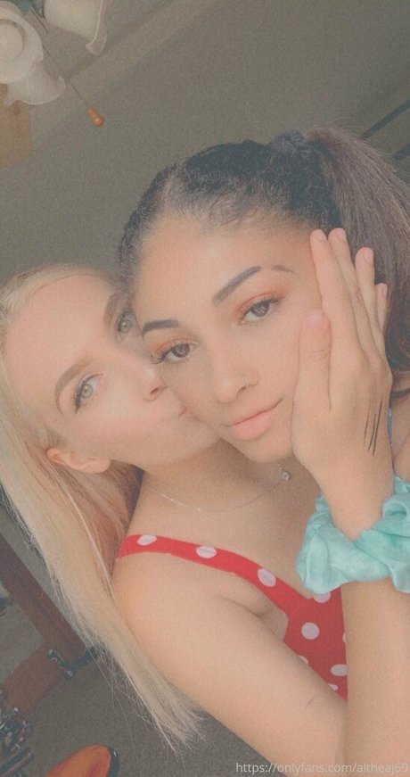 cheerleader onlyfans free photos