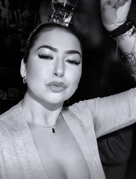 hungry4moore hd actress pics