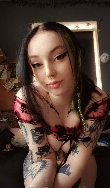 shakyxx pretty pornstar photo