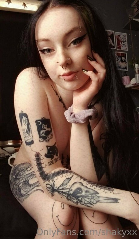 shakyxx model adult images