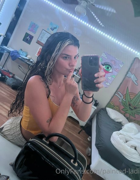 painted ladi top star picture