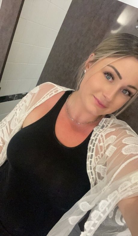 mamamilkmaiden exclusive pornstar photos