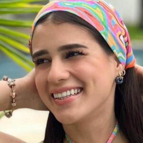 Fiona Grappin exclusive star photo