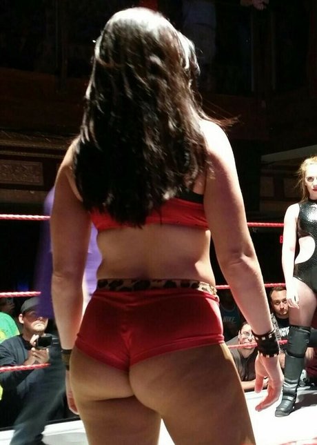 Ivelisse Velez beautiful actress pics