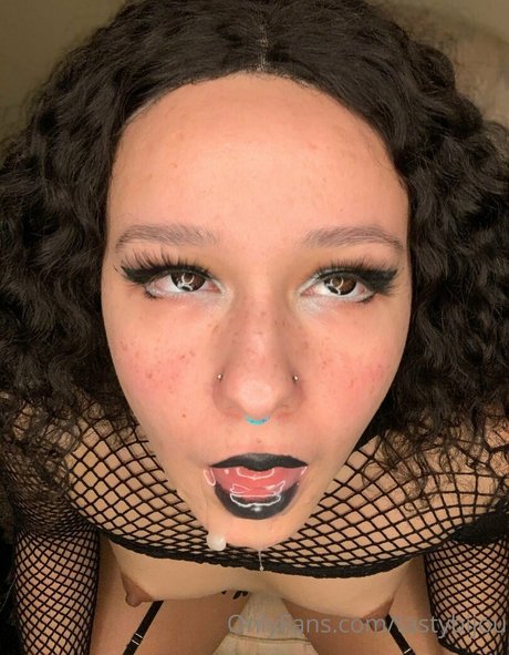 underground onlyfans adult pics