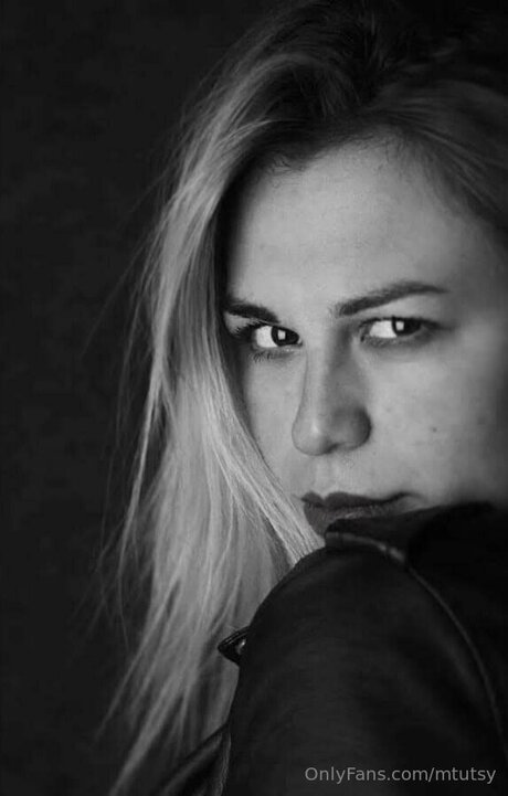 mtutsy model free photos