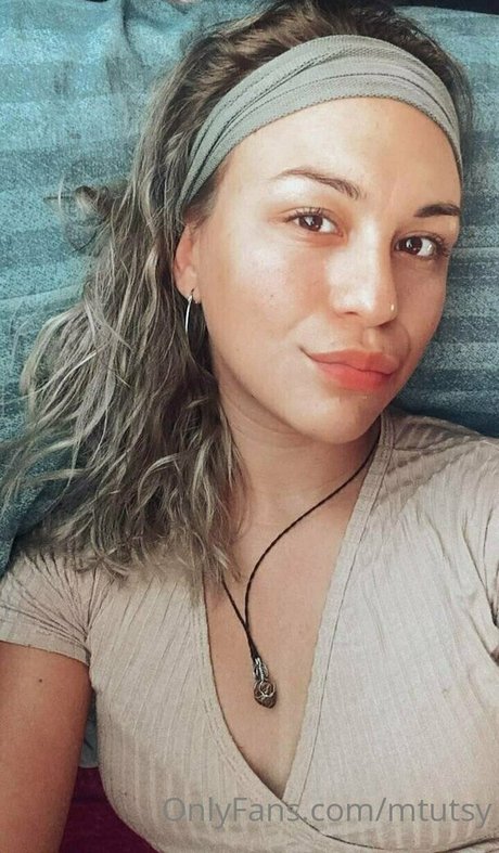 mtutsy sexy star image