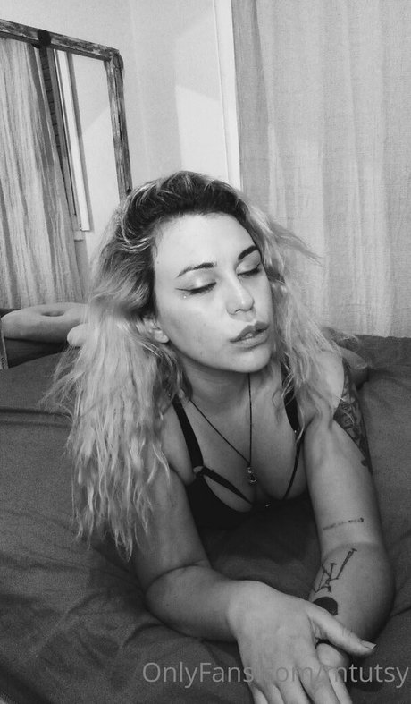 mtutsy pornstar art photos