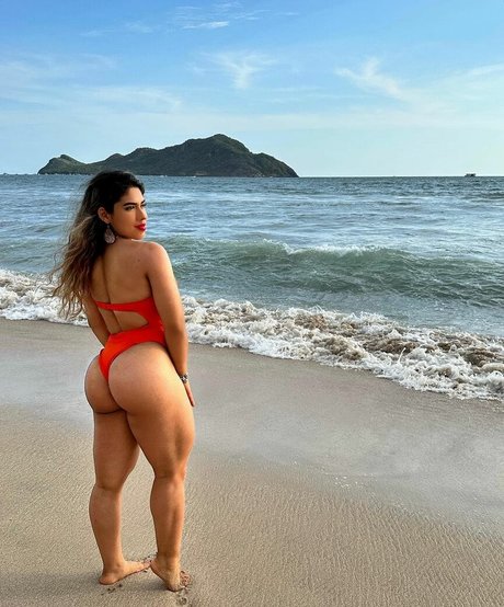 Paloma Eloisa nudes model images