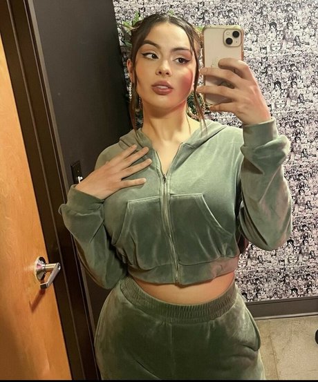 Rylee Gee pornographic actress pics