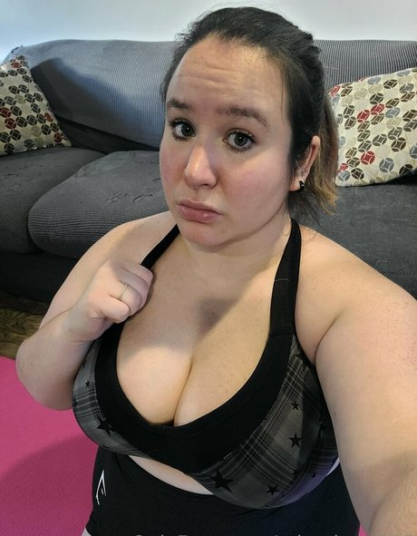 eden brook15 pornstar nude pics