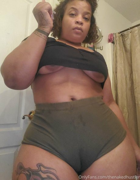 thenakedhustler art star img