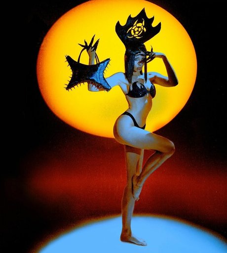 emelevskaya model best picture