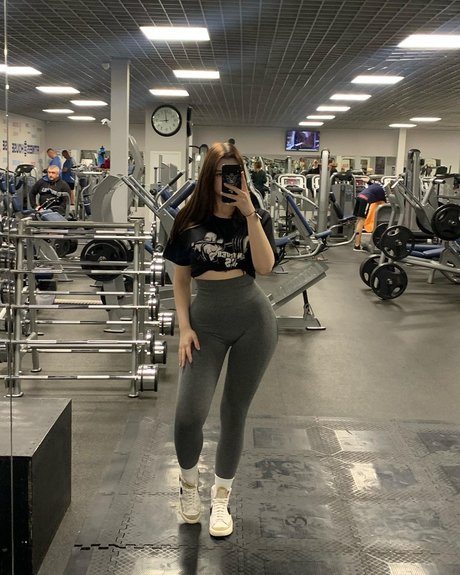 ell8ta star hot gallery