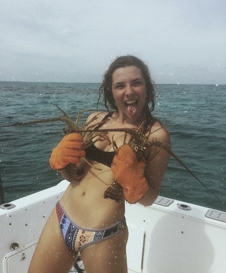 Hottest Fishing Profile Photo