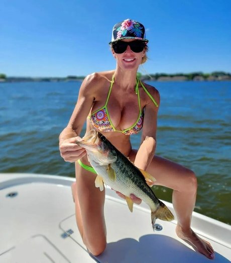 Hottest Fishing sexy actress images
