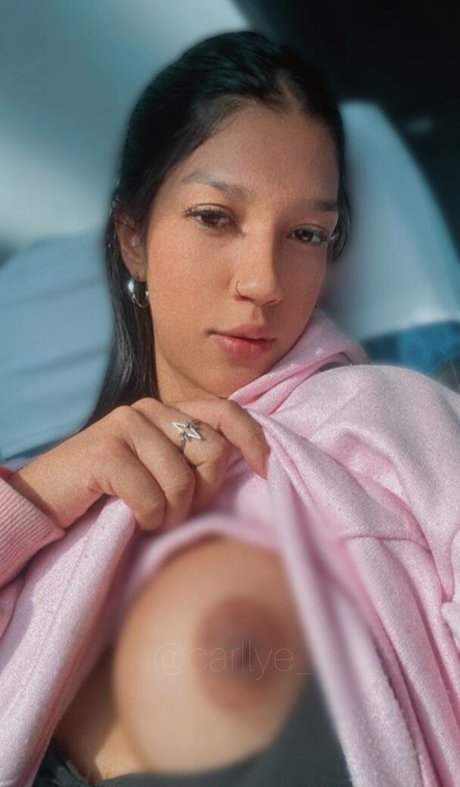 Carla Figueira model erotic image