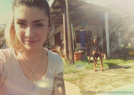 pampi cush model pornographic image