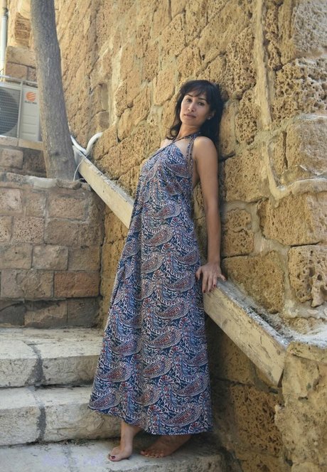 Yana Sunrise star porn photo