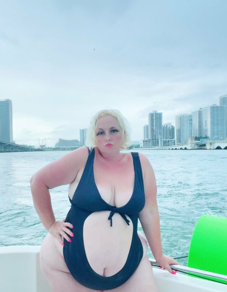 sweetcherrybbw free actress pic