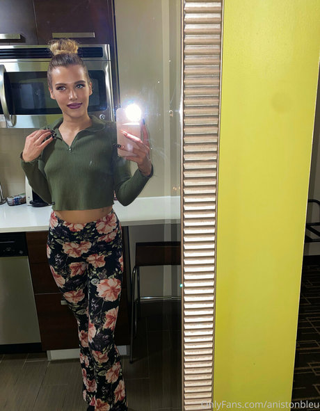 anistonbleu model perfect archive