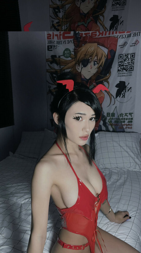 shemale fucks girl onlyfans free picture