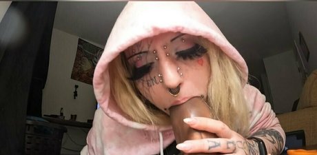 spookisideshow star sexy images