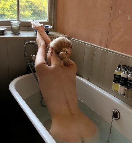 asian tattoo onlyfans exclusive photos