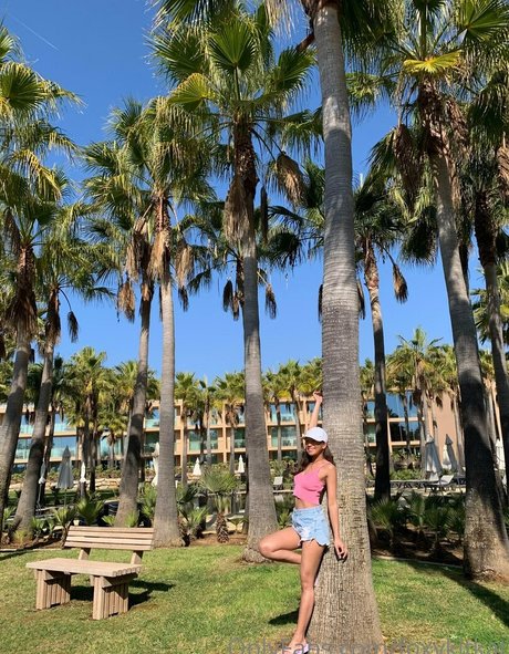 foxykitkat model sex picture