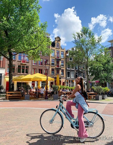 foxykitkat model sexy photos