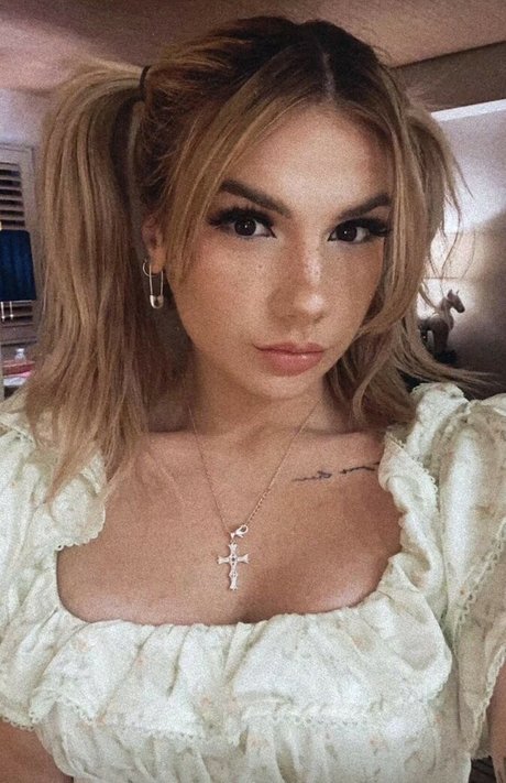 Baileyspinn free model pics