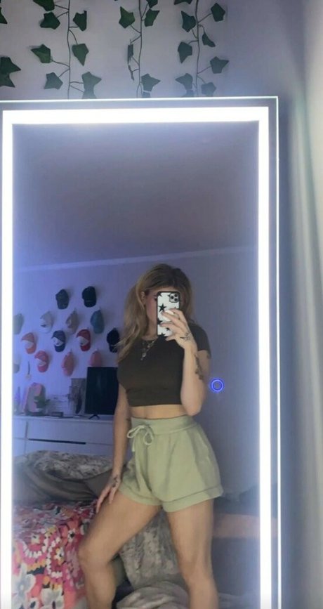 Baileyspinn art pornstar images