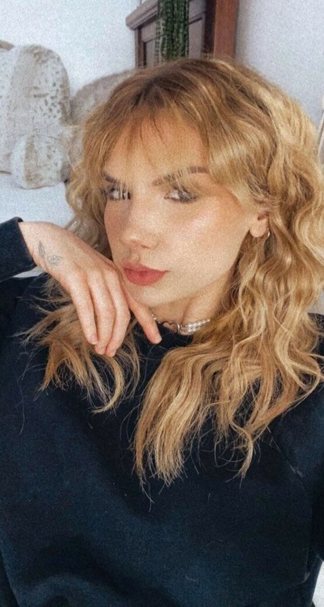 Baileyspinn pornstar pretty gallery