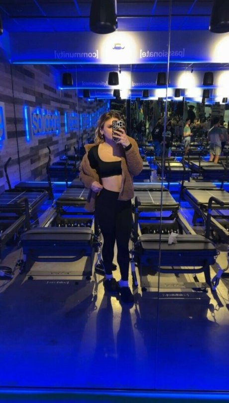 Baileyspinn high quality model pictures