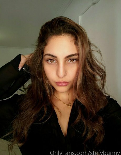 stefybunny porn star gallery