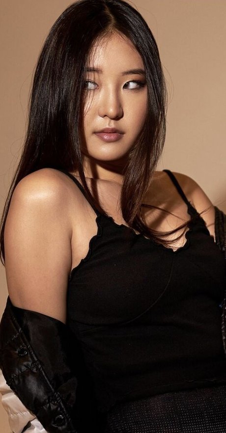 hellomeganlee pornstar naked galleries