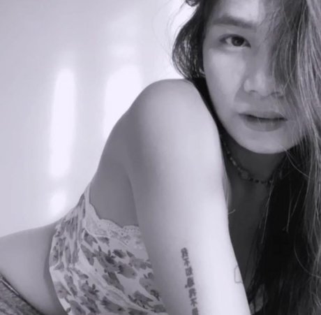 Pluiee art star gallery