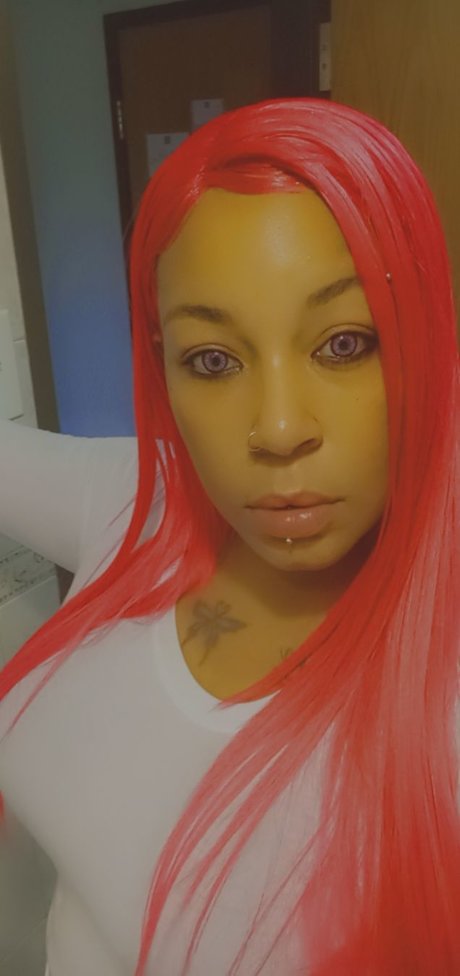 BellaMari exclusive actress img