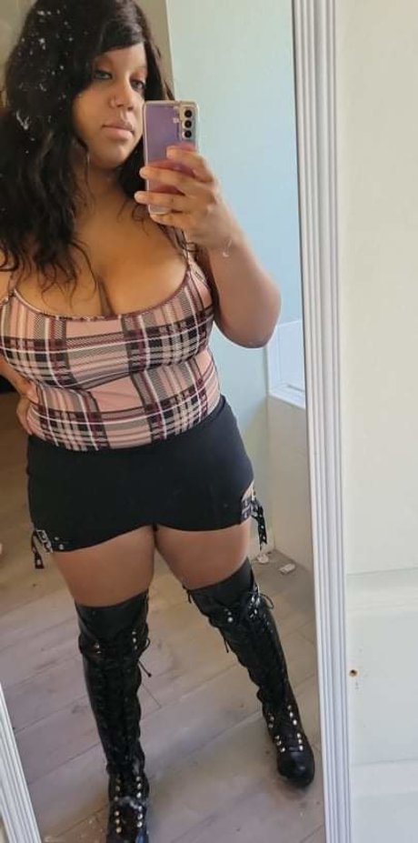 DANNI naked pornstar pic