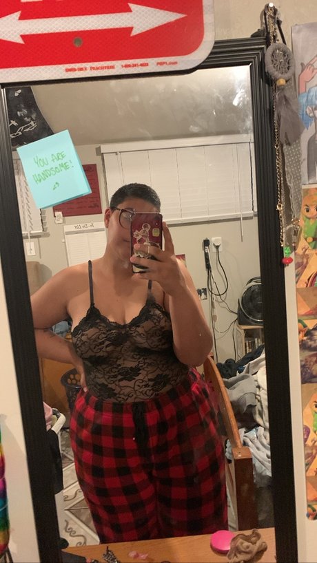 Karamie naked actress picture