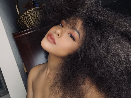 amateur mom onlyfans art nude photos