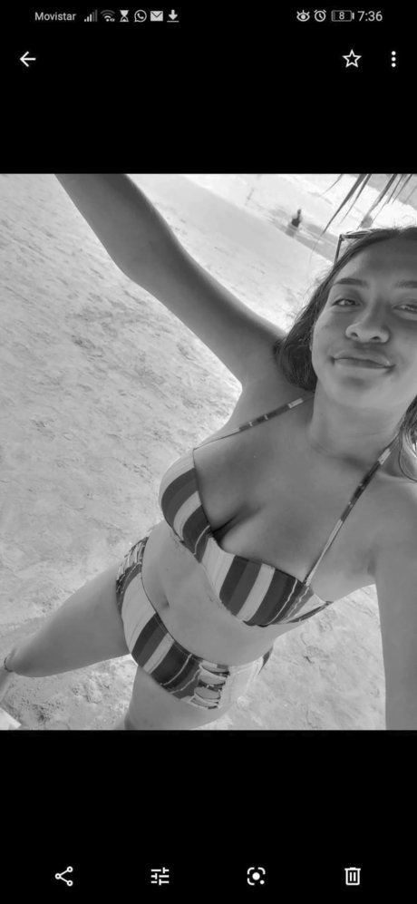 Paola Samaniego model art image