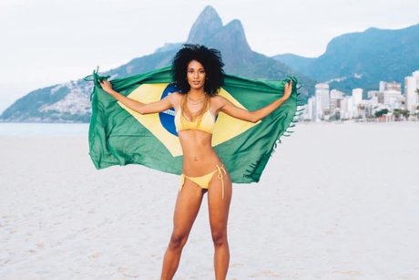 Vit ria Felix star erotic pic