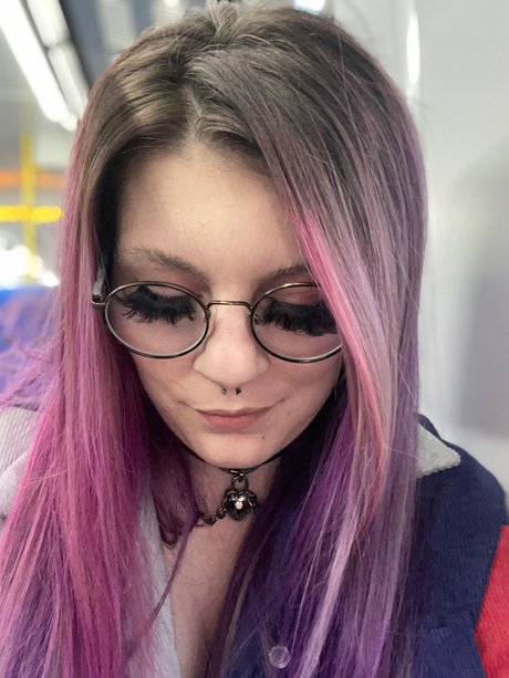 Jane burns nude model images