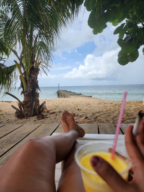 Bubblegumbfeet pornstar exclusive pic