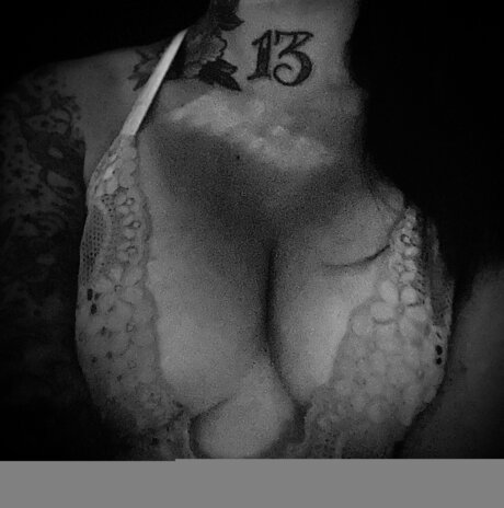 NjsFinest pretty actress picture