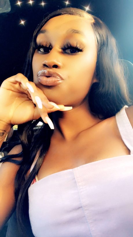 Raquel Evans_ hot star photos