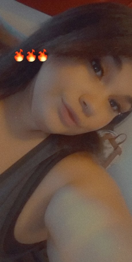 PINEAPPLES PLAYGROUND xxx actress photos