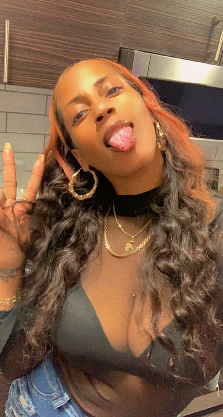 TROPICAL ZAY pornographic star photo