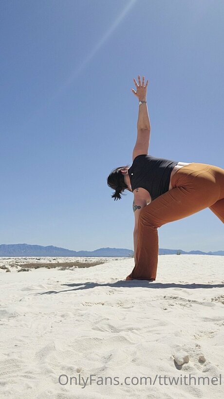 Topless talks with Mel free pornstar img